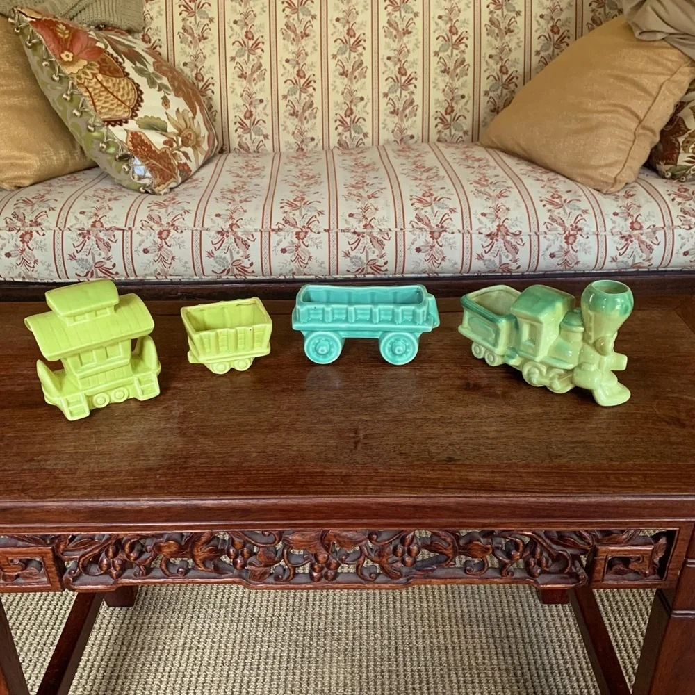 Vintage Ceramic 🚂 Train Planter Set